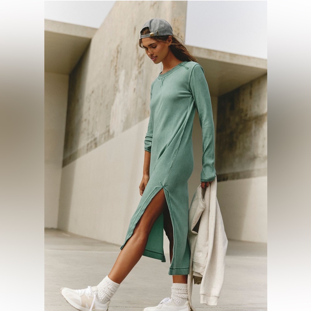 Free people position tunic layer